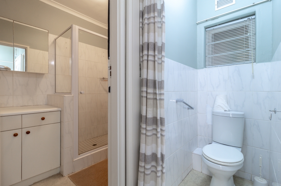 1 Bedroom Property for Sale in Mouille Point Western Cape